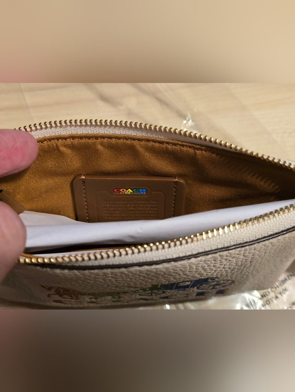 Coach 3288 Corner Zip Wristlet With Rainbow Horse And Carriage New - Picture 7 of 8
